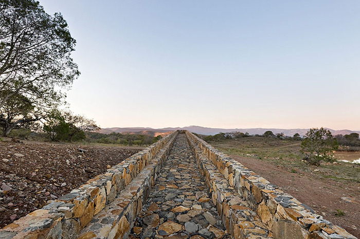 Ruta Del Peregrino: объект от Ai Weiwei