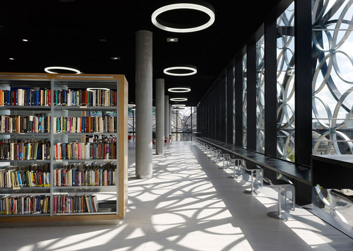 Наикрупнейшая библиотека в Европе