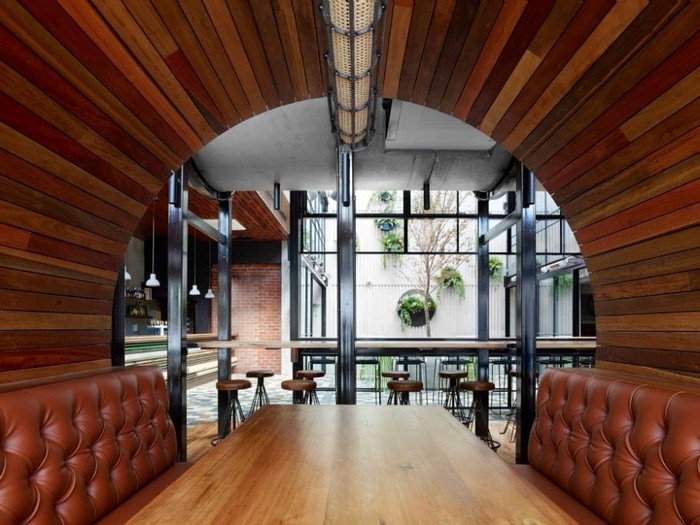 Ресторан из бетонных труб в Австралии